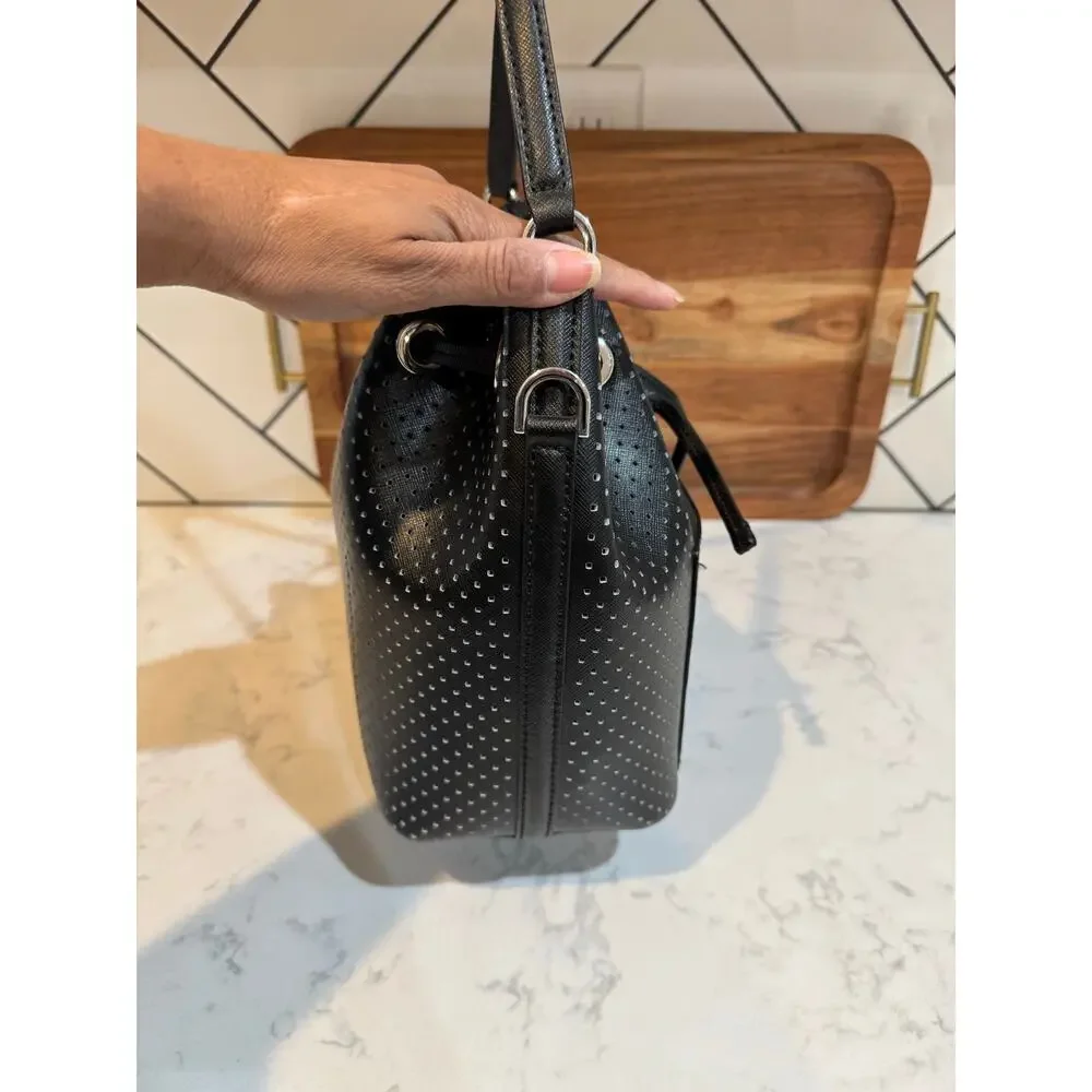 Michael Michael Kors Greenwich Medium Bucket Bag leather minimalist neutral